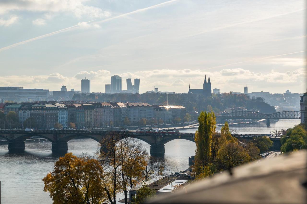 Janackovo Nabrezi - Riverside Residence Prague Exterior photo